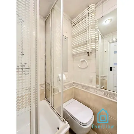 Honey Apartment- Cozy Retreat, 10 Minutes To Old Town Apartment Gdansk